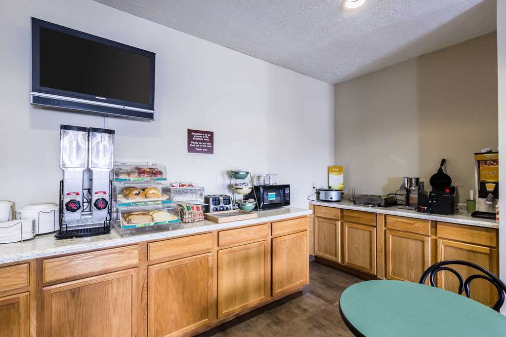 Quality Inn & Suites West Omaha - Ne Linclon Restaurante foto